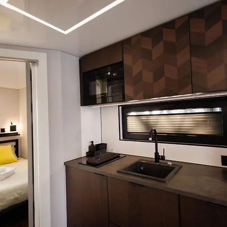 Botel The Homeboat Company Ponta Delgada-acores