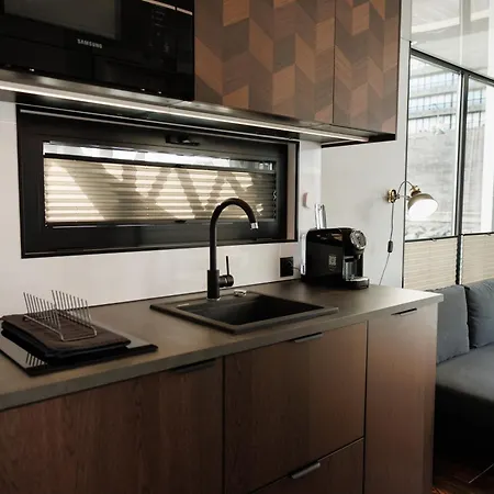 Botel The Homeboat Company Ponta Delgada-acores Ponta Delgada