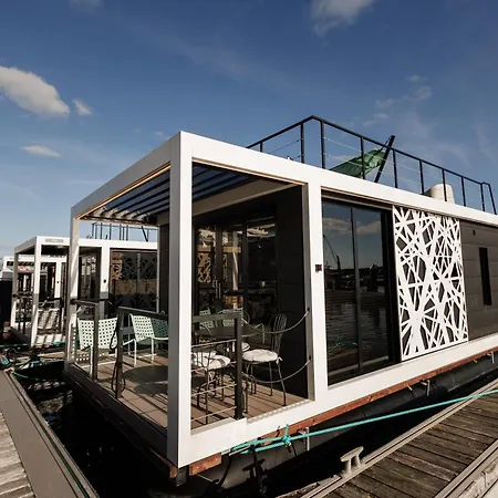 Botel The Homeboat Company Ponta Delgada-acores