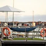 The Homeboat Company Ponta Delgada-acores Botel *
