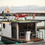 The Homeboat Company Ponta Delgada-acores Botel *