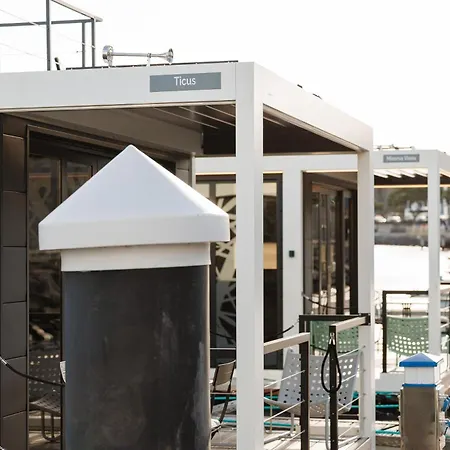 The Homeboat Company Ponta Delgada-acores Botel