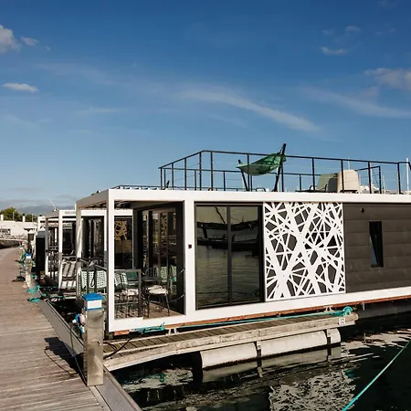 The Homeboat Company Ponta Delgada-acores Botel Ponta Delgada (Sao Miguel)