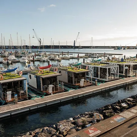 The Homeboat Company Ponta Delgada-acores Botel *