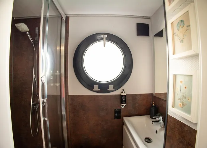 The Homeboat Company Ponta Delgada-acores Botel