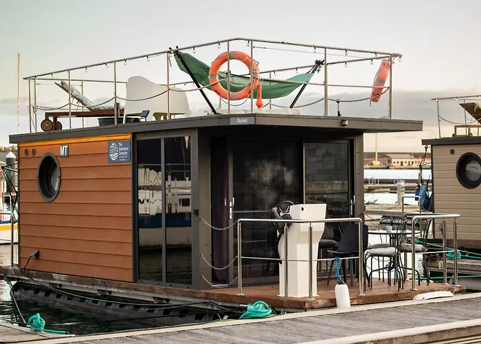 The Homeboat Company Ponta Delgada-acores Botel *