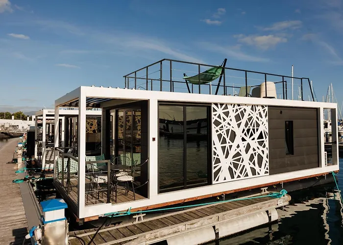 The Homeboat Company Ponta Delgada-acores Ponta Delgada (Sao Miguel)